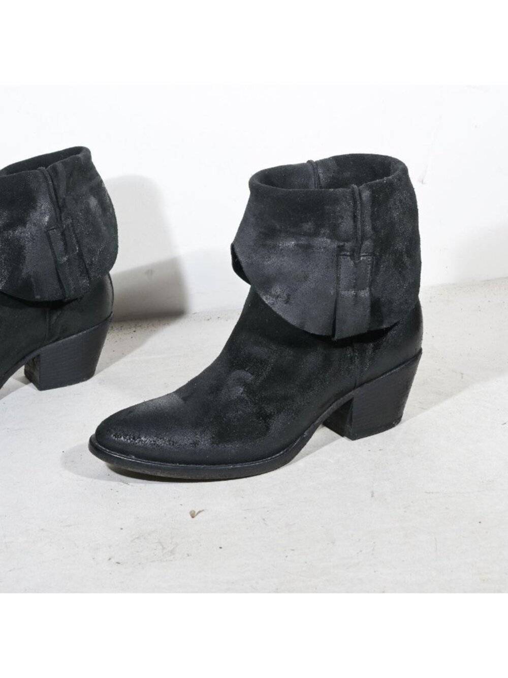 Black Suede Western Ankle Boots Reversed Cuff Texan Almond Toe Made in Italy Wom